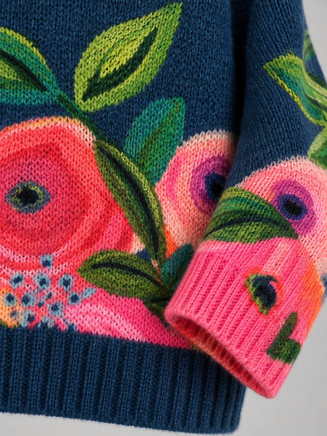 Aleah™ | Retro Floral Pattern Turtleneck Sweater