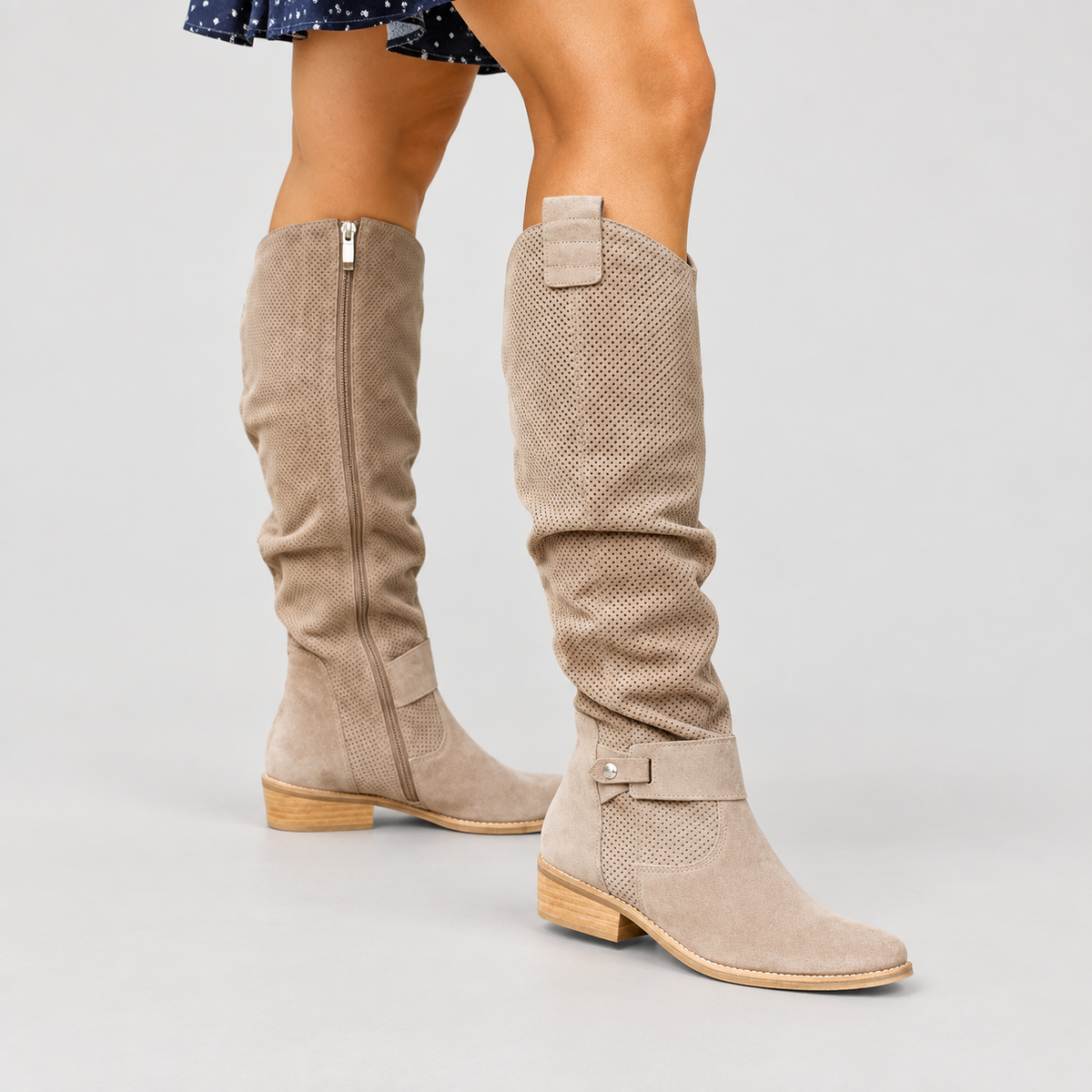 codex-shoes-lot4::beige::04-model