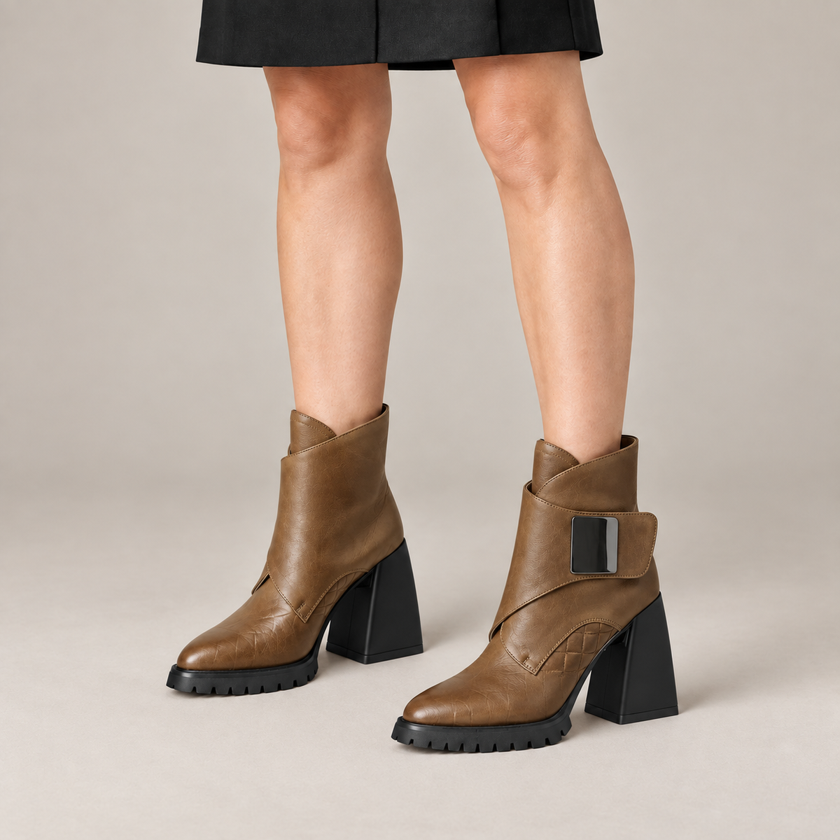 codex-shoes-lot4::khaki::04-model