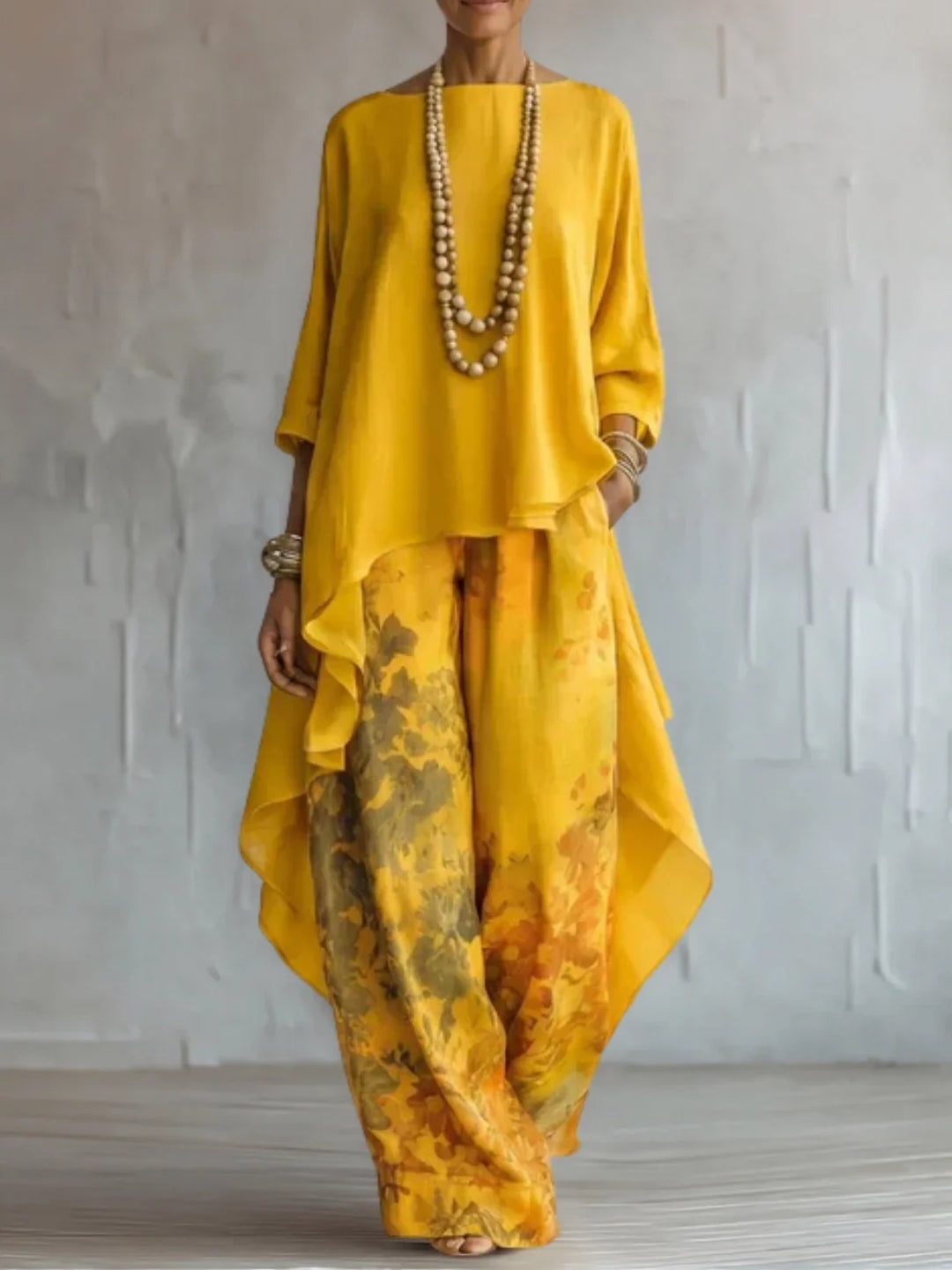 Serafina | Asymmetrical Fluid Floral Set