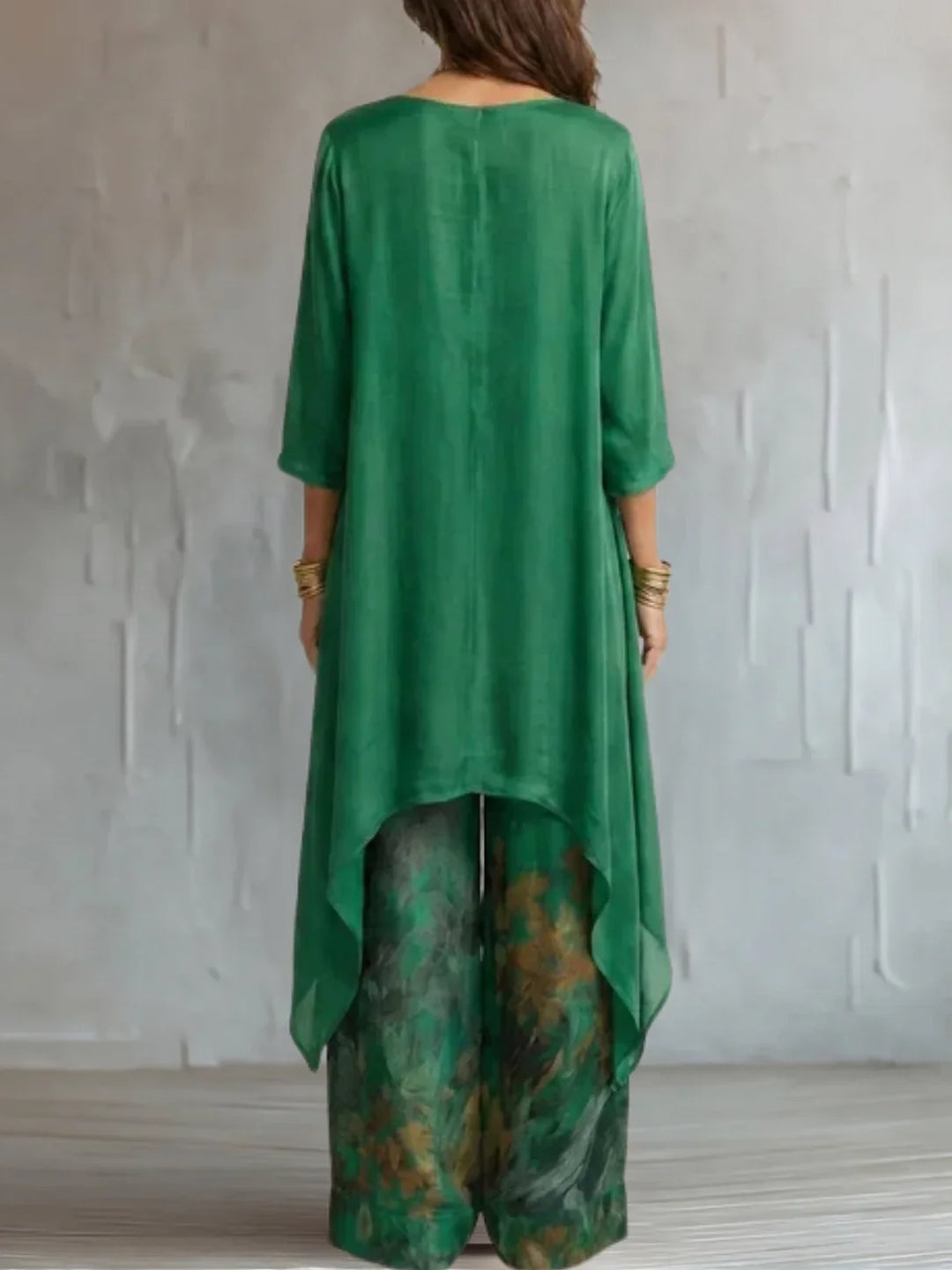 Serafina | Asymmetrical Fluid Floral Set