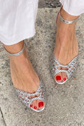 Jolina - Golden Woven Sandals