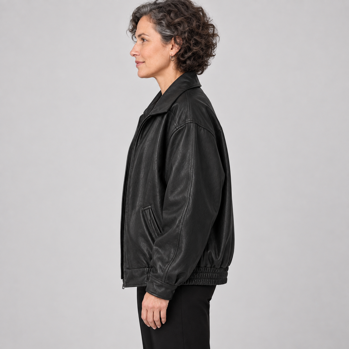 ANNETTE-Black-02-side