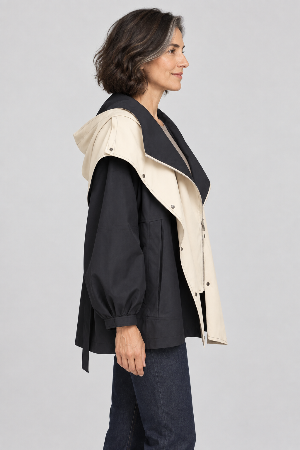 L5-AURORA-Black-02-side
