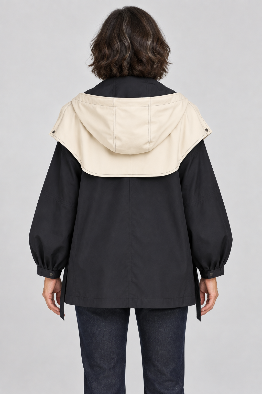 L5-AURORA-Black-03-back