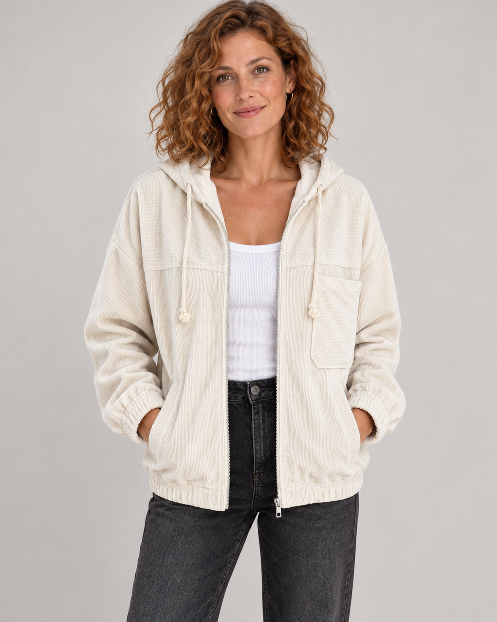 L5-CHARLY-White-01-front