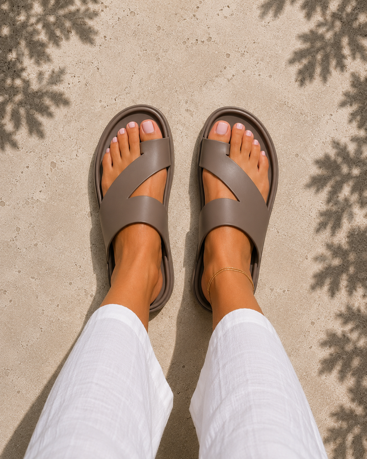 Luna Sandals