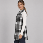 DELILA-Black-02-side