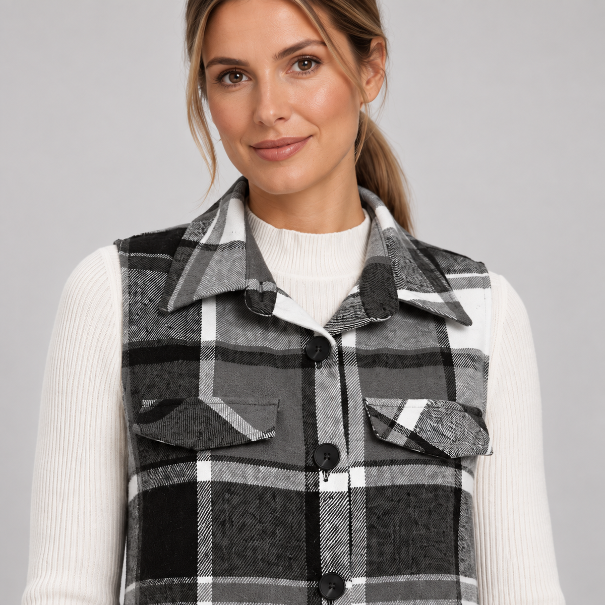 DELILA-Black-04-detail