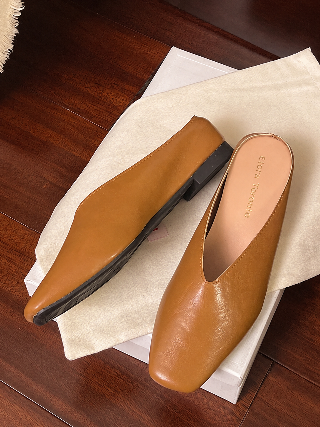 Vale Leather Flats