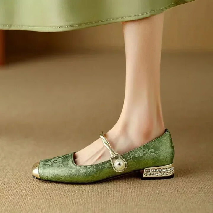 Mestelle | Pearl Strap Vintage Mary Jane Heels