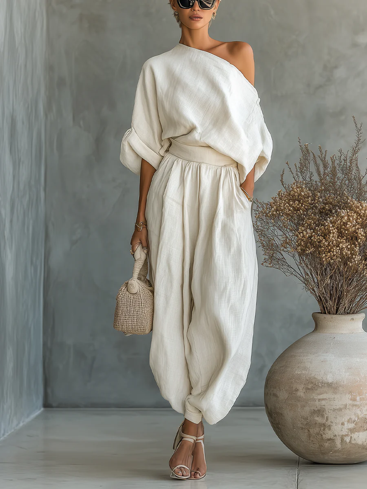 Filippa | One-Shoulder Draped Fluid Outfit