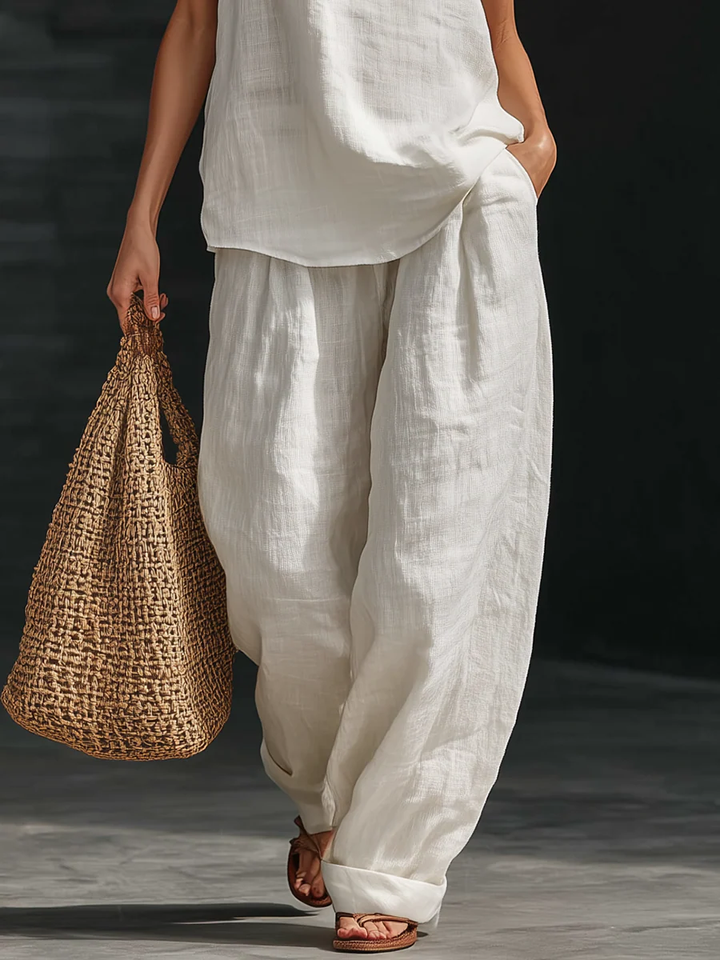 Carlotta — Elegant sleeveless set with wide pants
