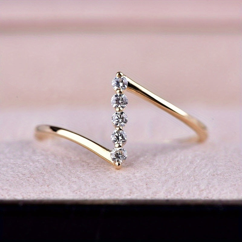 White Gold Dainty Z-Shaped Zirconia Ring