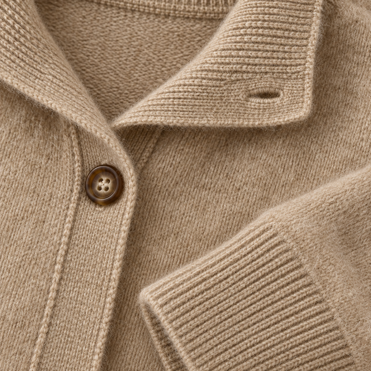 khaki - detail