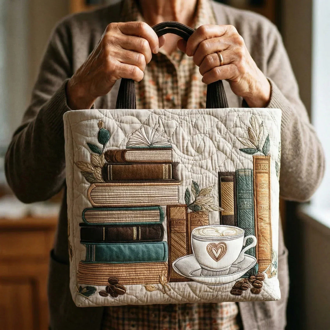 Wynn | Quilted Shoulder Bag