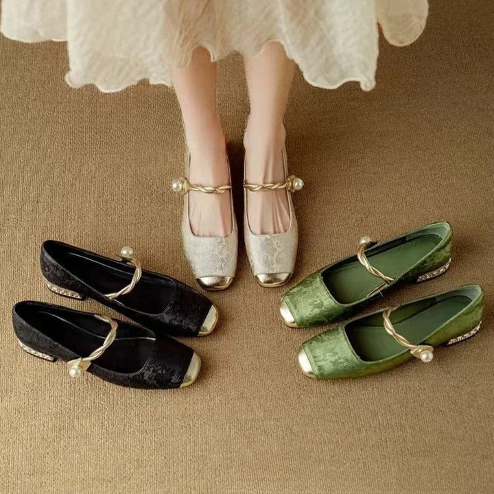 Mestelle | Pearl Strap Vintage Mary Jane Heels