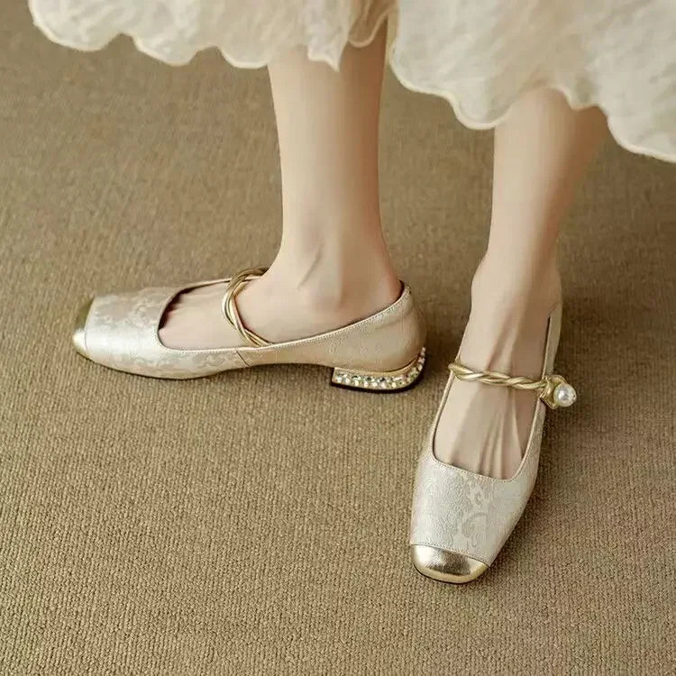 Mestelle | Pearl Strap Vintage Mary Jane Heels