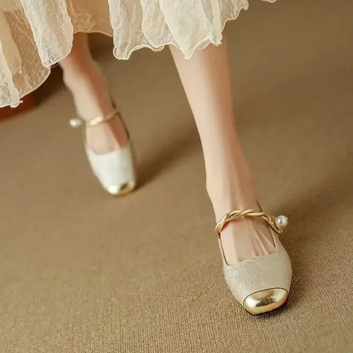 Mestelle | Pearl Strap Vintage Mary Jane Heels