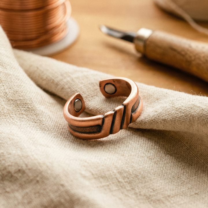 Violet | Diagonal-Groove Copper Ring with Magnetic Inserts
