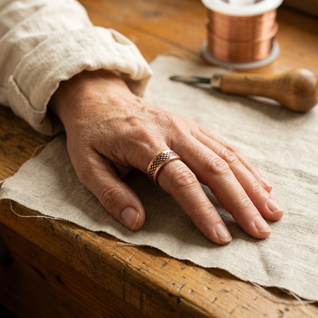 Georgia | Hand-Engraved Lattice Copper Ring with Magnets