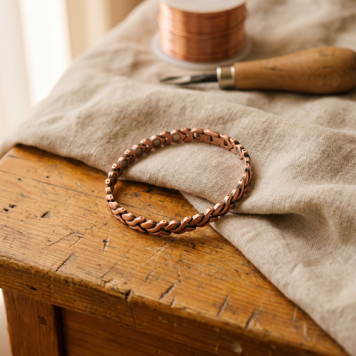 Julia | Magnetic Copper Link Anklet