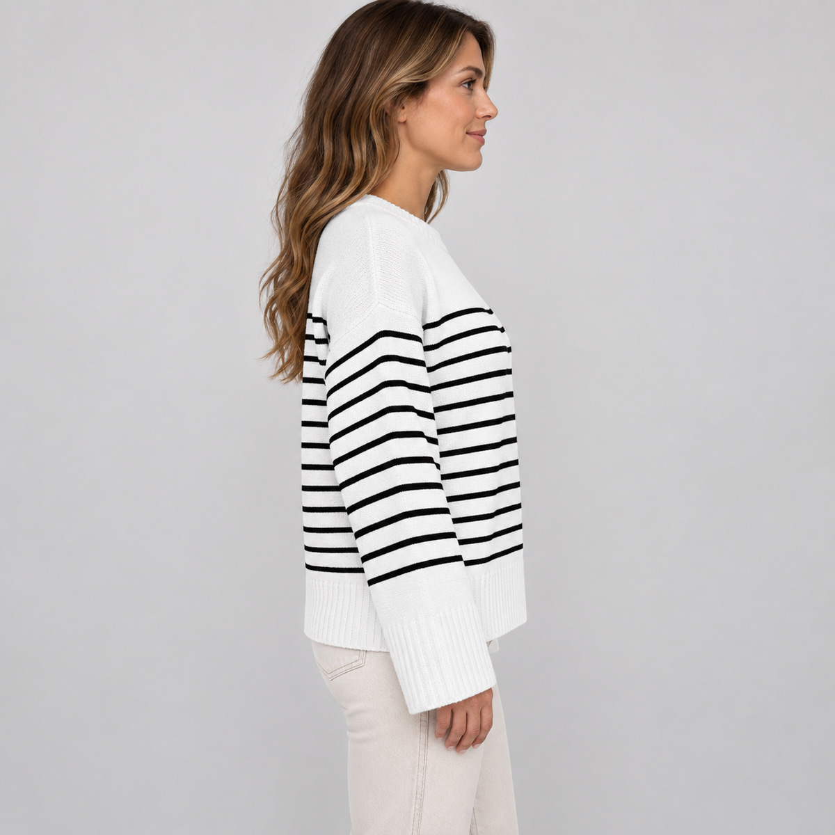 white-black-stripe - side