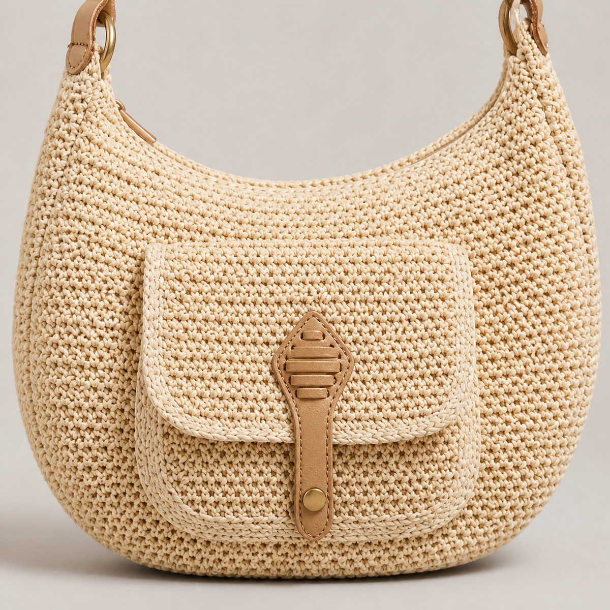 Valentina Bag in Beige – woven texture and closure detail